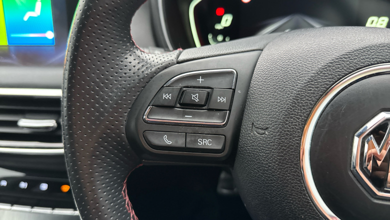 MG Hs 1.5 T-GDI Excite 5dr DCT Petrol Hatchback